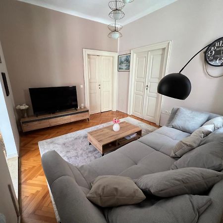 Apartman Sandra Pula Extérieur photo
